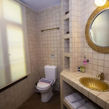 Elia Portou Apartman *