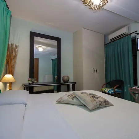 アパート Elia Portou