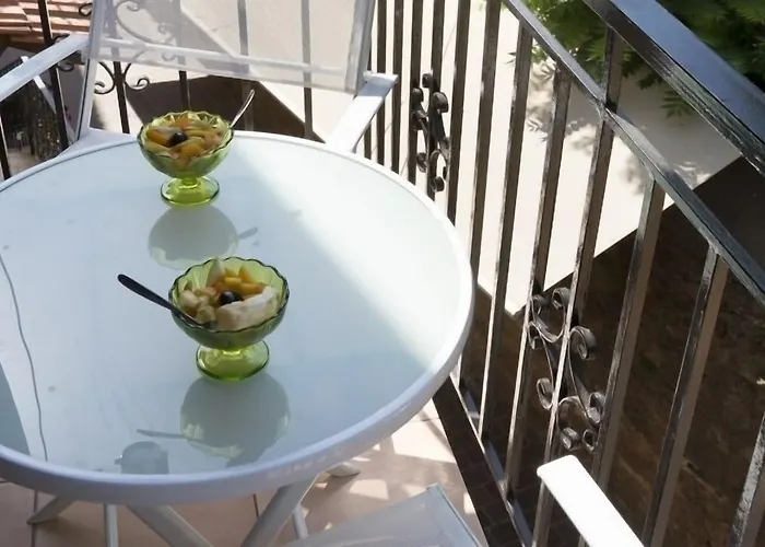 Elia Portou アパート ハニア